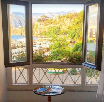 Surriento Bed and breakfast 3*